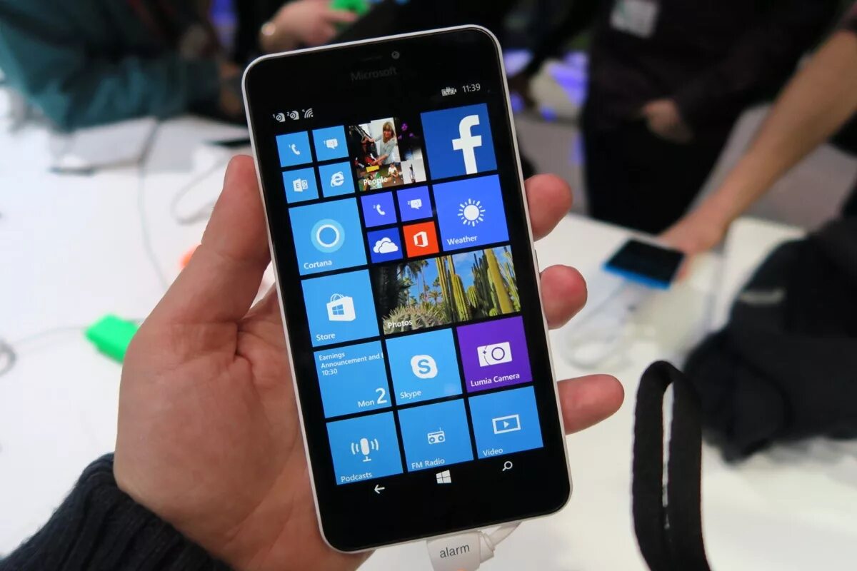 Microsoft lumia xl dual sim. Lumia 640 xl. нокиа 640 xl. microsoft lumia 640. майкрософт люмия 640.