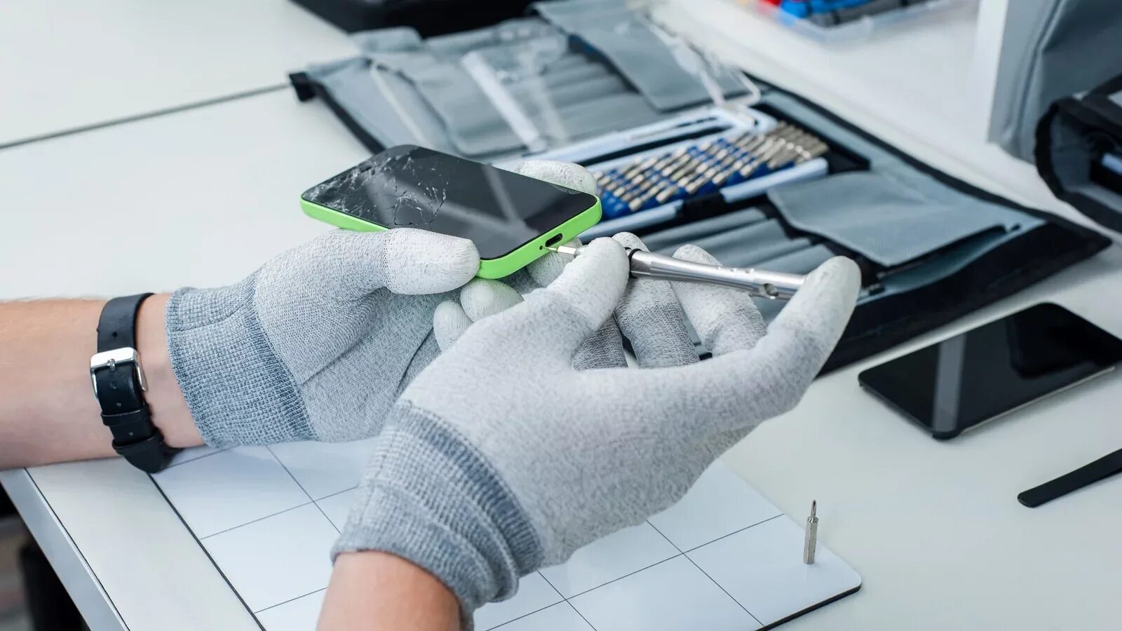 сервисные центры мобильных устройств. сервисные центры мобильных устройств. сеть сервисных центров автоботы. педант ремонт смартфонов. педант вологда рио.