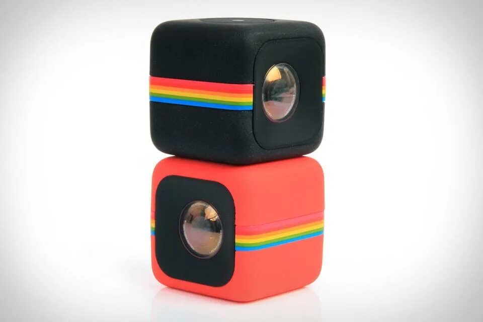 Камера cube. Экшн-камера Polaroid Cube. Polaroid Cube аксессуары. Камера кубик. Фотоаппарат необычной формы.
