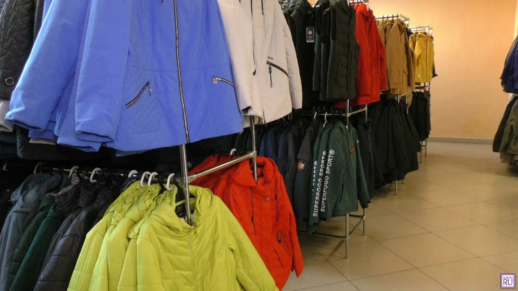 одежда из европы воронеж плехановская. галерея чижова воронеж магазины одежды. магазин курток воронеж.