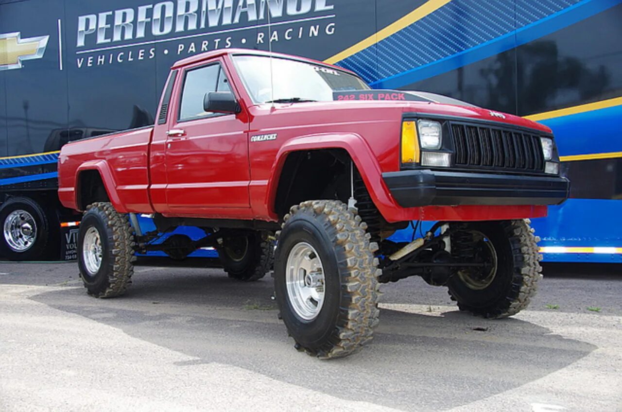 Форд пикап трак 4х4. Джип Форд дизель пикап. Jeep Comanche. Додж 6 колесный.