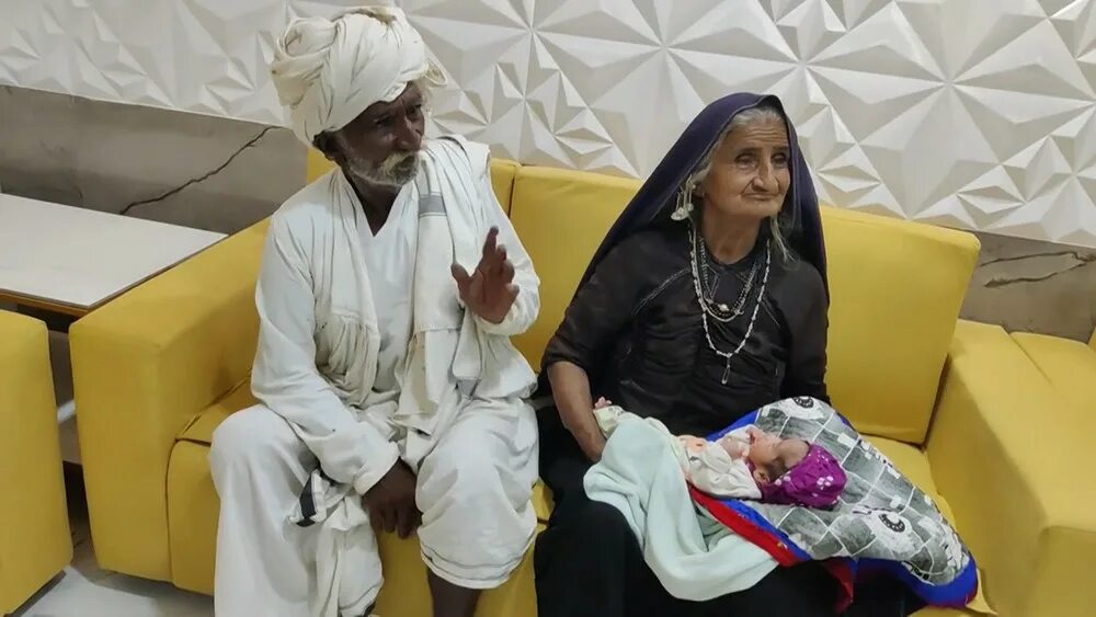 70 Летняя женщина родила. В Индии женщина родила в 70 лет.