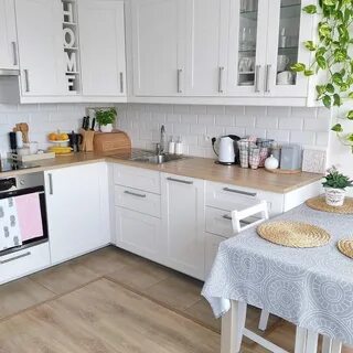 Белая кухня каким выбрать дерево