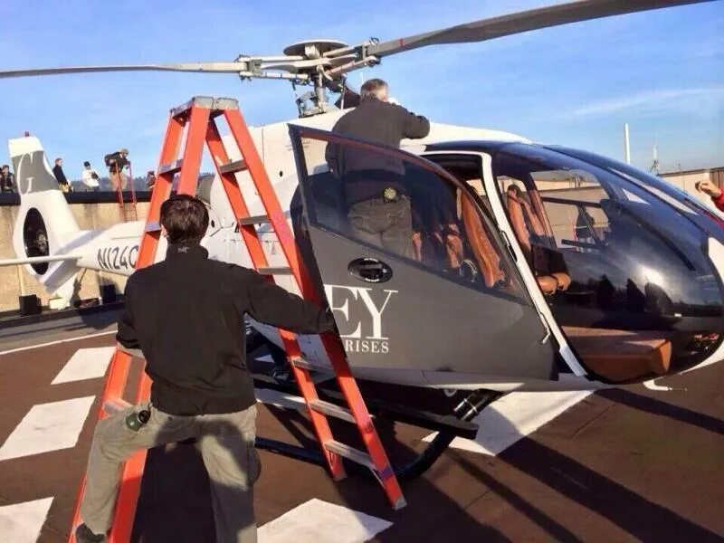 50 оттенков серого полет на вертолете. анастейша и грей вертолёт.