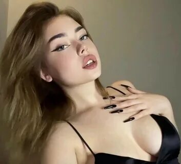 Get OnlyFans. @evie_bloom. 