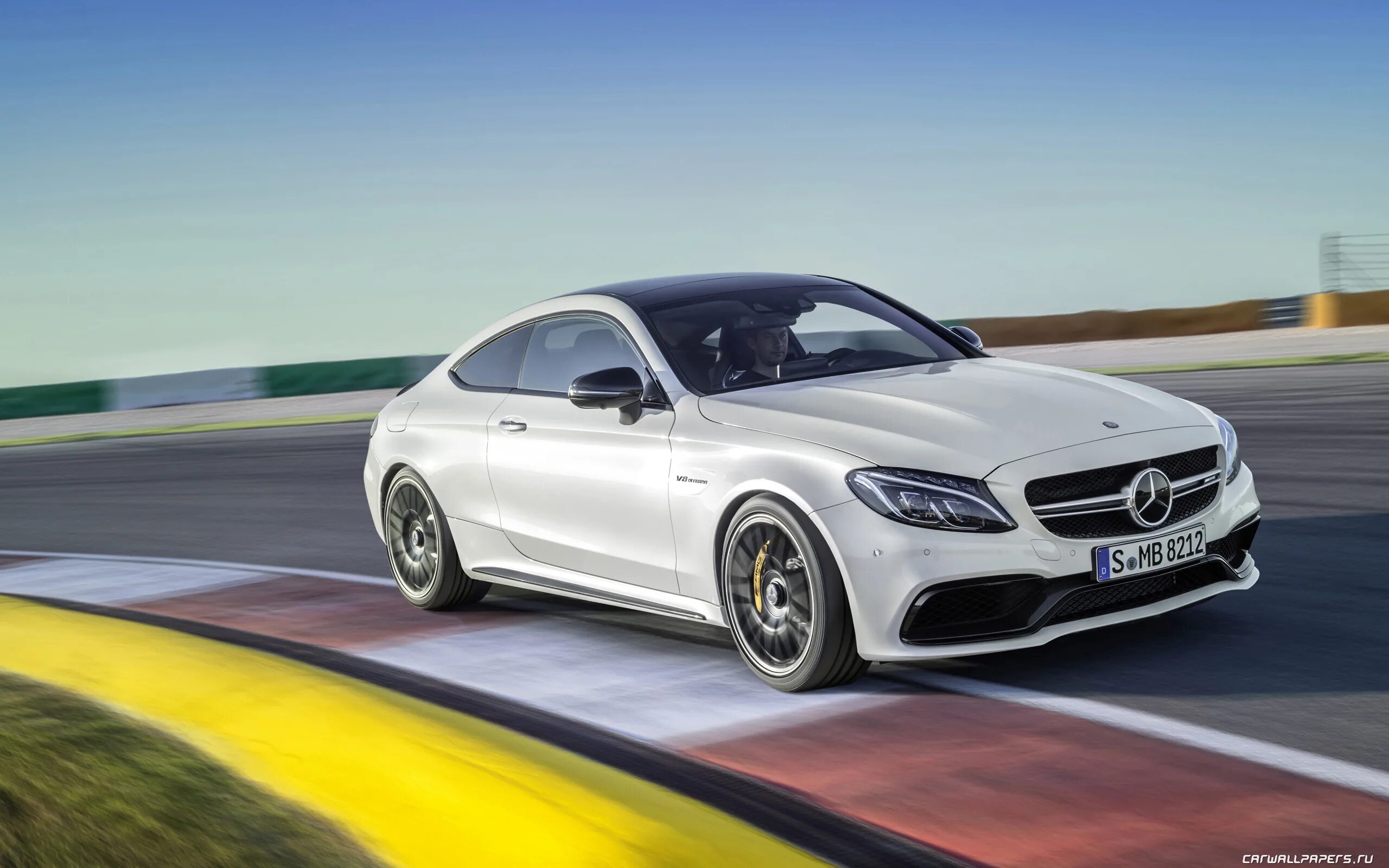 Mercedes 63 amg 2017. Mercedes 63 amg 2017. Mercedes e63s amg. Mercedes c63 amg 2017. мерседес c amg 2017.