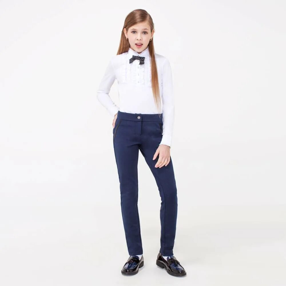 Брюки школьные для девочек модные. Школьные брюки для девушек. Одежда в школу для подростков. Брюки silver spoon для девочки. Штаны для школы для девочек.