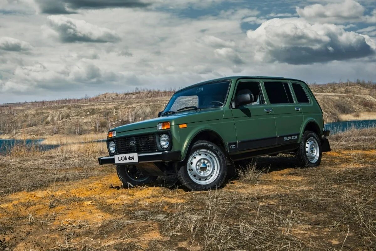 Нива 2131. Нива тайга ваз 2121. 4 машина. 4. 4.