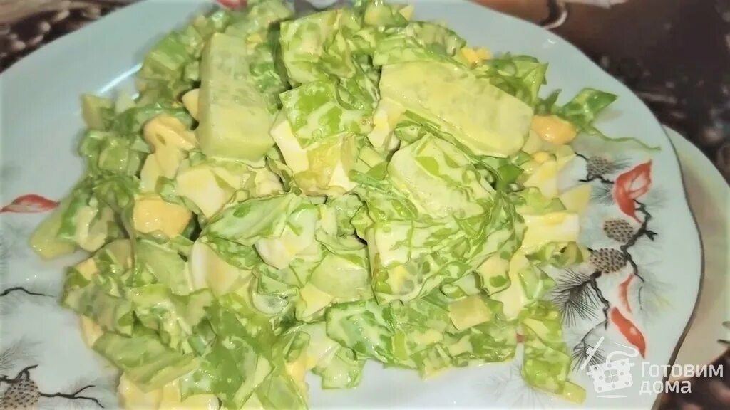 Салат зеленый с яйцом фото Зелёный салат с яйцом и огурцом На кухню за едой Дзен