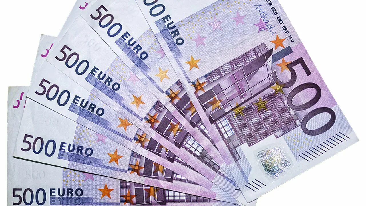 324 евро. Евро валюта 500 купюр. банкноты евро 500. 500 евро. 500 евро банкнота.