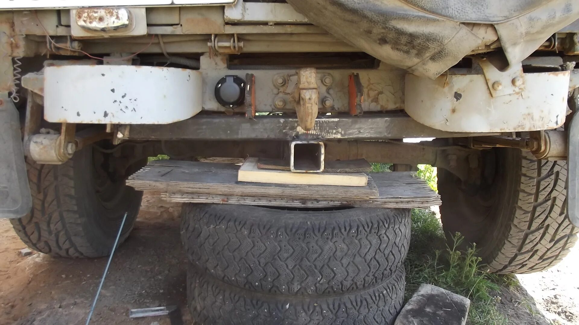 Фаркоп 469. Фаркоп уаз 469 под шар. Фаркоп на уаз 3303. Фаркоп американский квадрат на уаз 469. Шаровый фаркоп на уаз 469.