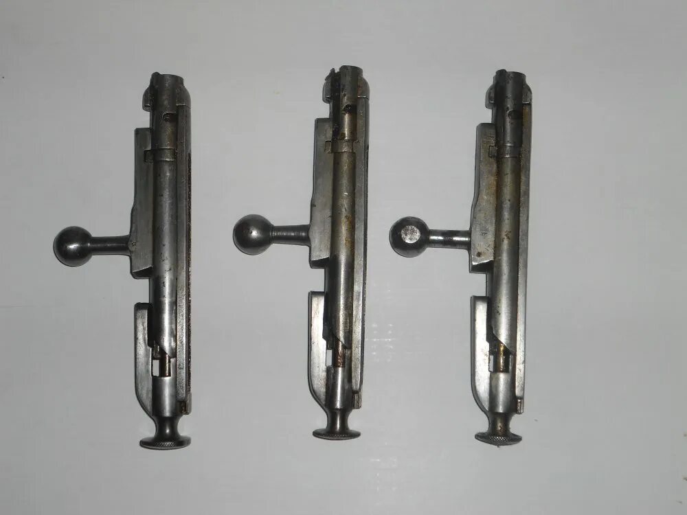 2 затвора. Винтовка volkssturmgewehr vg. Затвор бердан 2 ружье. 1. Bolt ruger 22 lr mark 4.