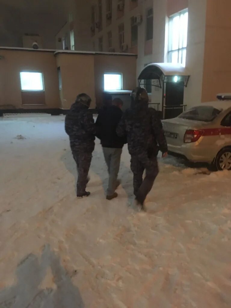 Сегодня утром задержали. Росгвардия вневедомственная охрана. задержание охраной. росгвардия сегодня.