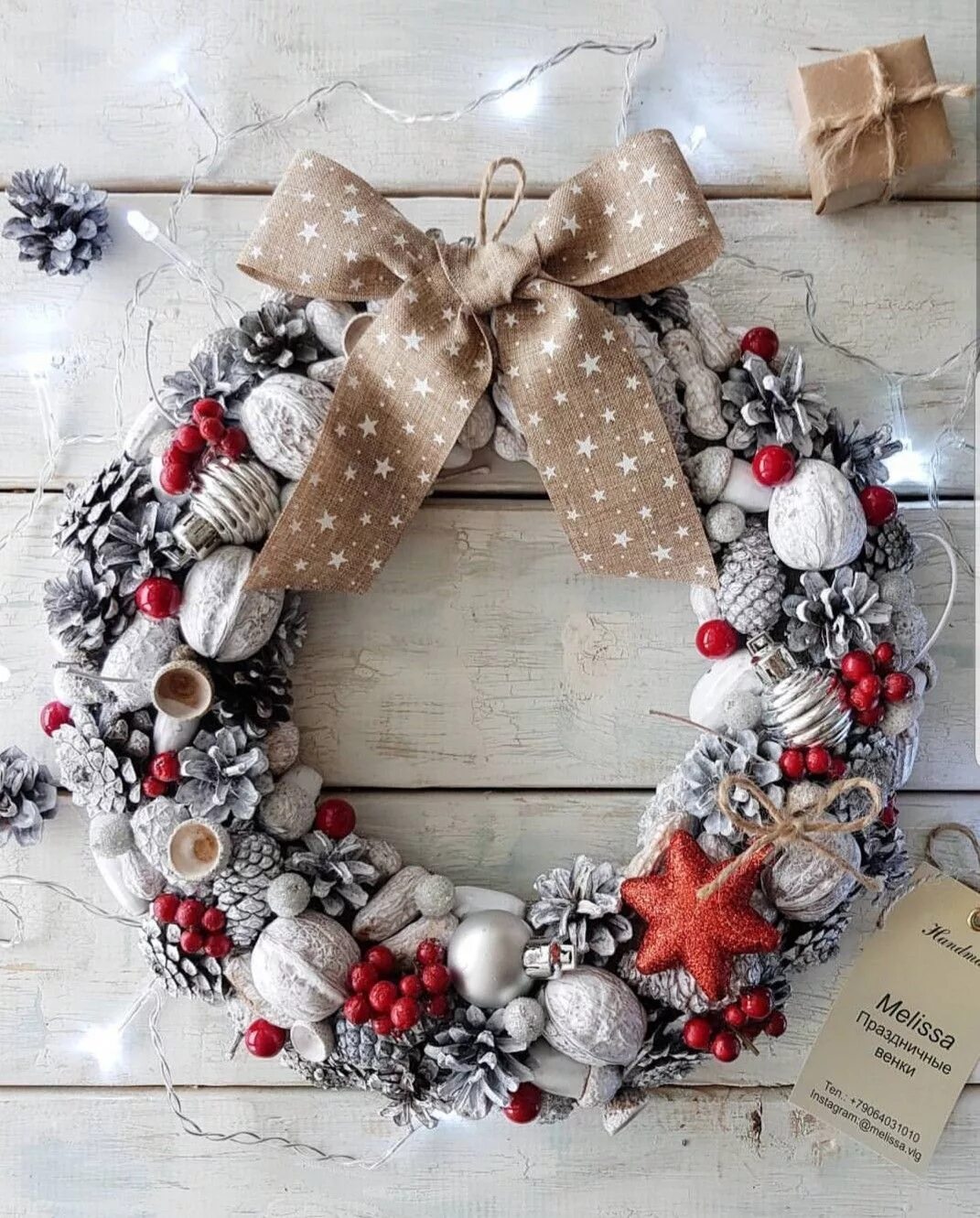 декоративный венок на дверь. новогодний декор. новогодний венок. венок на дверь. рождественский венок пинтерест.