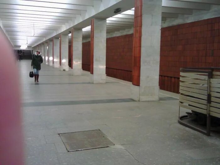 Ремонт метро теплый стан. Станция теплый стан. станция метро тёплый стан. станция теплый стан москва. тёплый стан станция метрополитена.