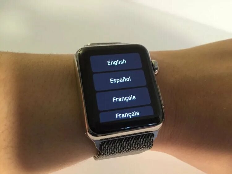 Как изменить язык на смарт часах. Apple iwatch не заряжается. кастомизация часов apple watch. как настроить смарт часы. часы apple iwatch 2.