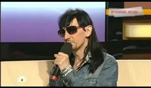Я твои целовал колени кто поет