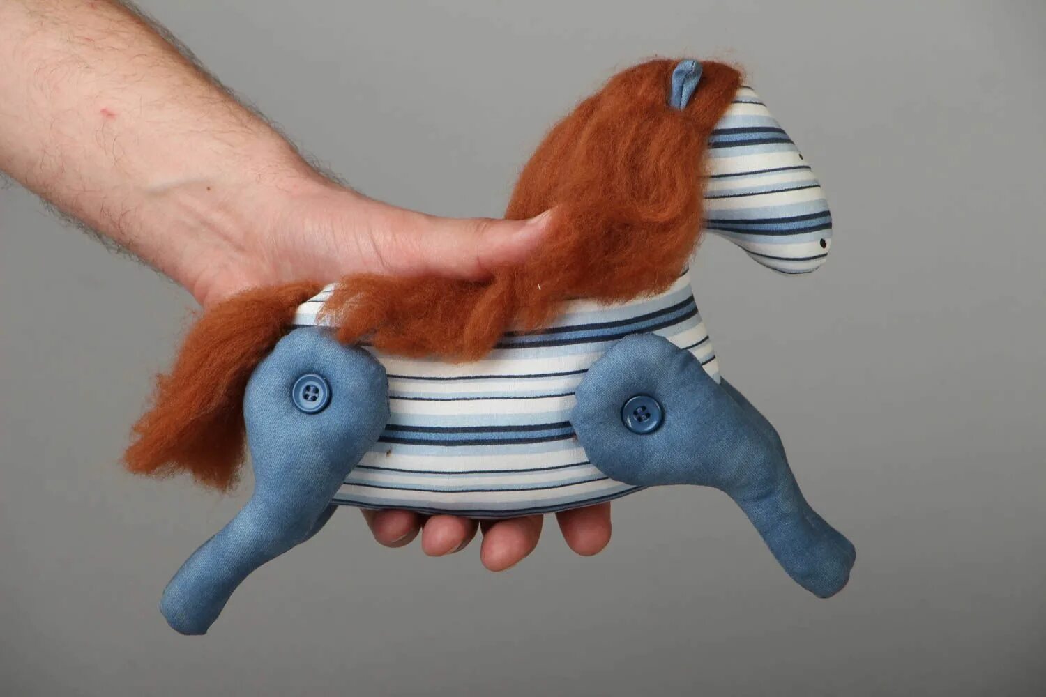 Лошадка из ткани. Текстильная лошадка. Лошадка текстильная игрушка. Текстильная лошадка МК. Лошадка из ткани своими руками.