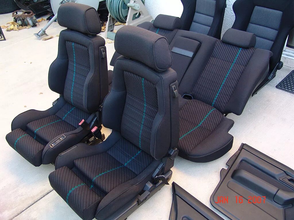Alpina z4. Салон е34 recaro. Alpina сиденья. Alpina сиденья. Сиденья alpina.
