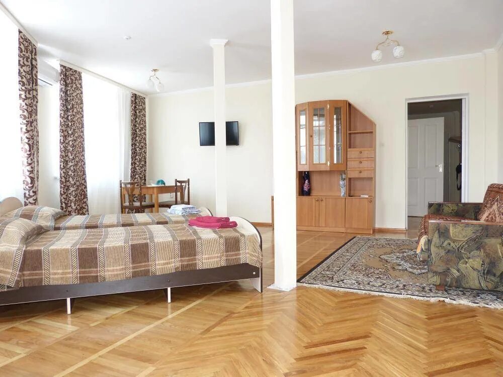 романтик крым судак. отель роял судак. гостевой дом романтик. аморе пересыпь гостевой. гостевой дом романтик.