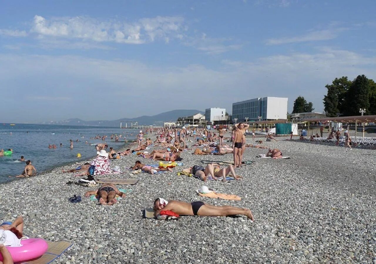 центральный пляж сочи. имеретинский пляж сочи. пляж огонек сочи. адлер пляж. черное море адлер.