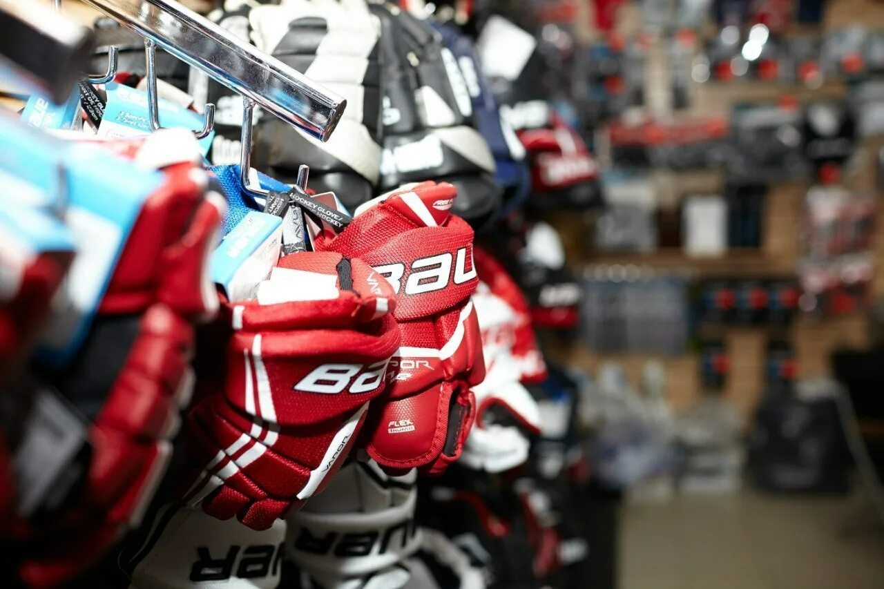 хоккейная экипировка казань. склад хоккейной экипировки. склад хоккейной экипировки москва. хоккейная экипировка казань. нагрудник хоккейный bauer vapor x3.