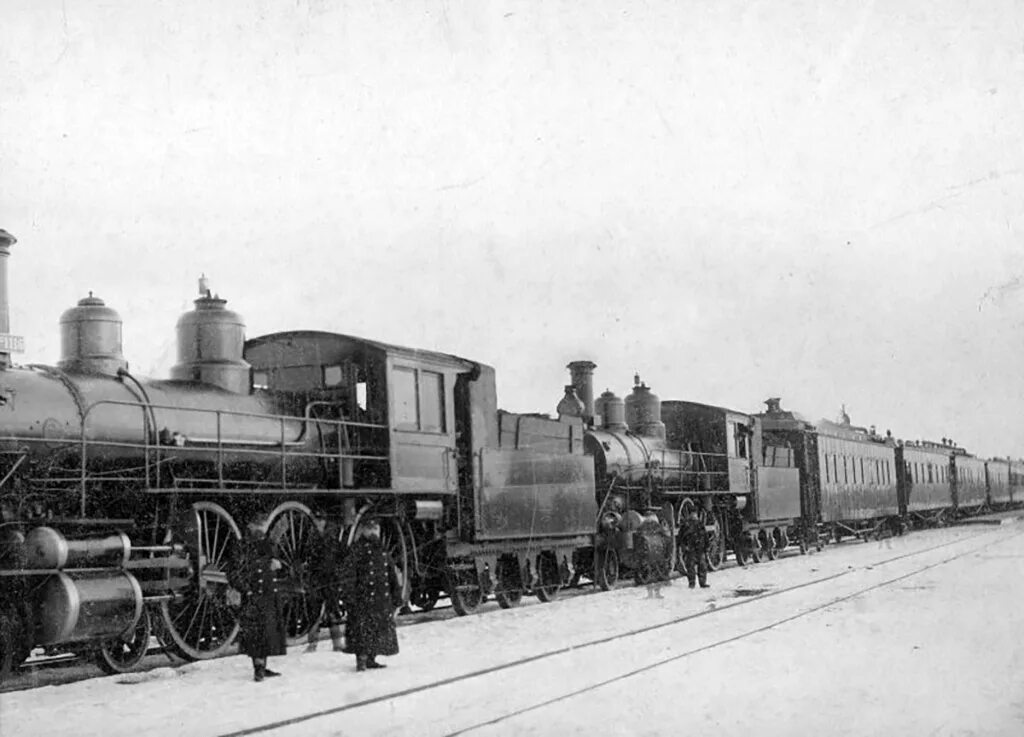 Первые российские железные дороги. Паровоз вагон Баденвейлер 1904. Паровоз 1912 узкоколейка. Локомотивы 1870 года. Паровоз 2 3 2 депо Калинин.