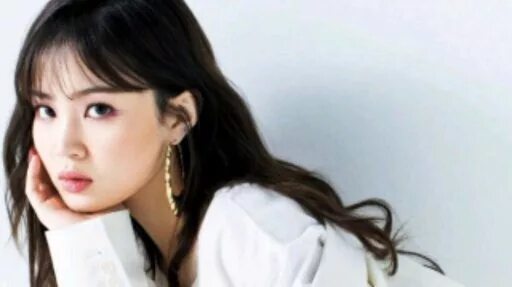 Lee hi певица. High lee. Lee hi певица. Ли хай корейская певица. Lee hi.
