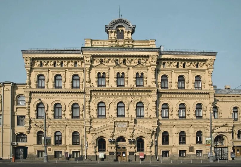 Политехнический музей фото здания. Политехнический музей в москве монигетти. политехнический музей монигетти шохин. политехнический музей в москве , монигетти и.а., 1875 год. политехнический музей в москве архитекторы и а монигетти и н.а.шохин.