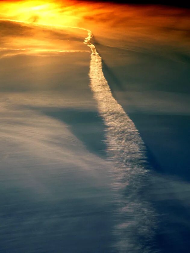 Небеса так чисты освещают нам дорогу. Дорога к небу. Дорога в вечность. Дорога к Богу. Путь в небо.