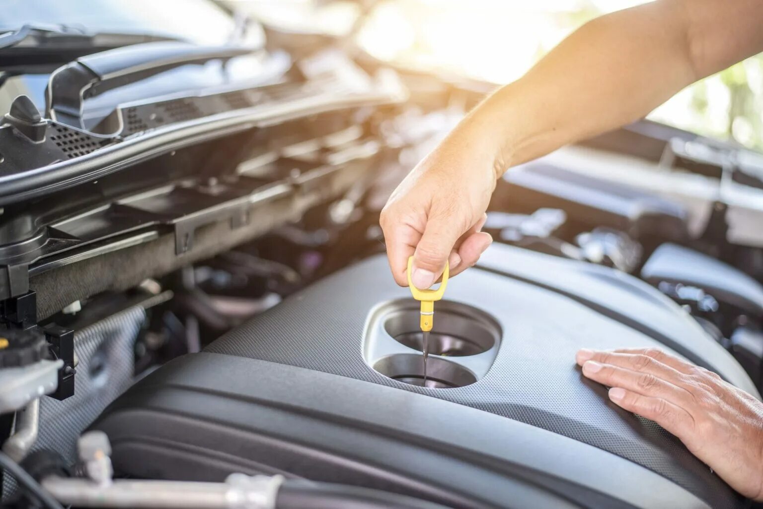 Car Oil service. How to maintain a car. Car Tips. Car engine service.