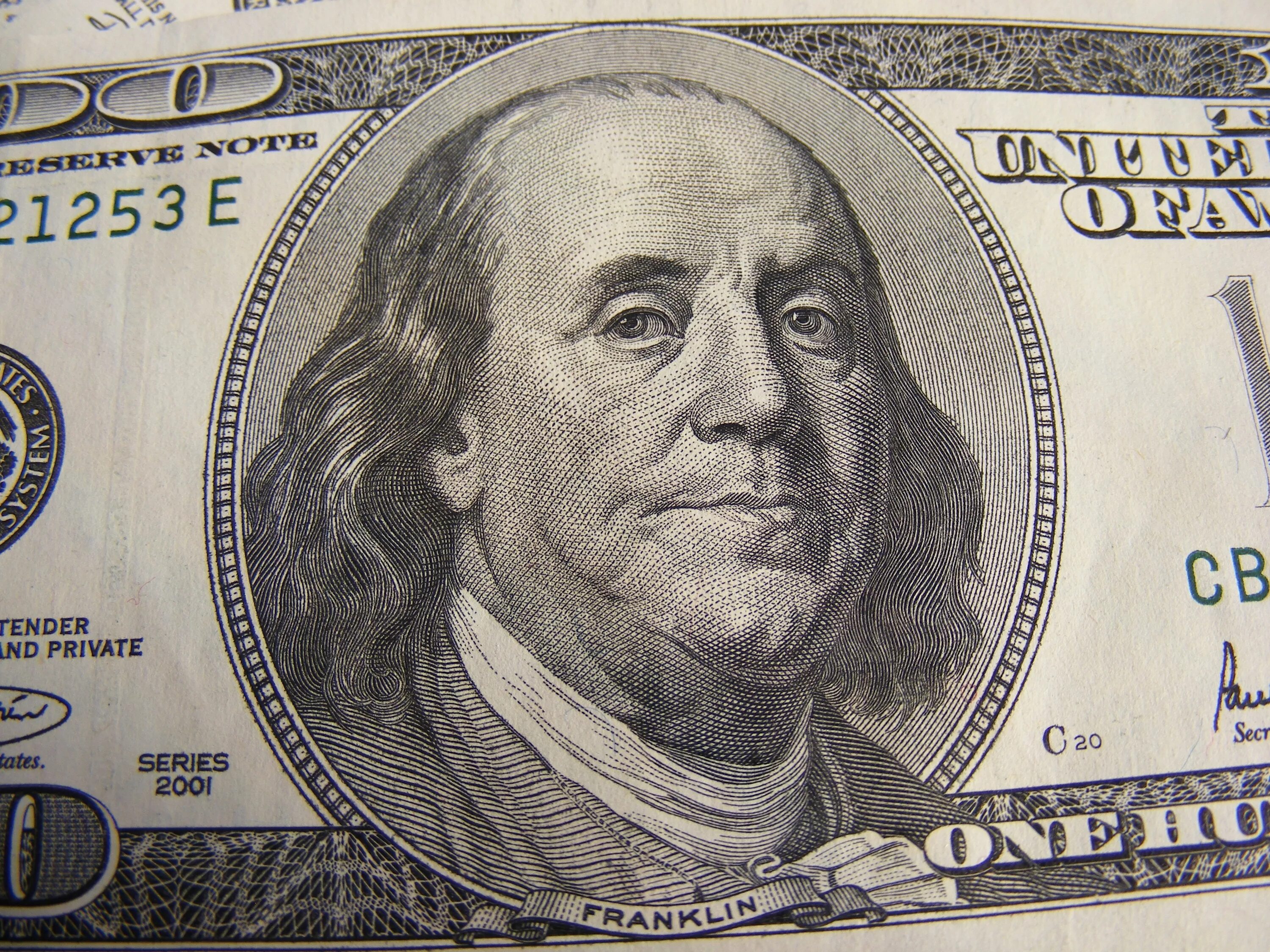 Доллар ис. Бенджамин Франклин на 100 долларах. Франклин доллар купюра. Франклин 100 долларов. Бенджамин Франклин купюра.