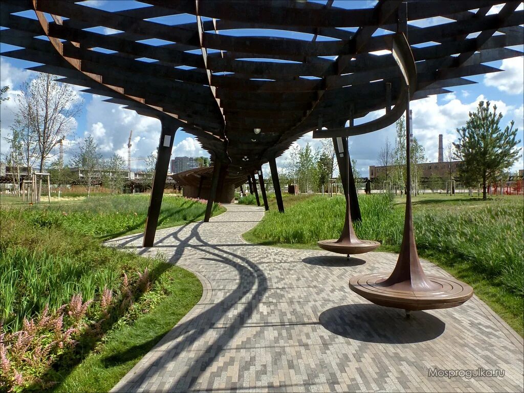 Парк тюфелева роща москва. Тюфелева роща зил. Тюфелева роща зил. Парк «тюфелева роща» на зиле. Парк зил тюфелева роща.