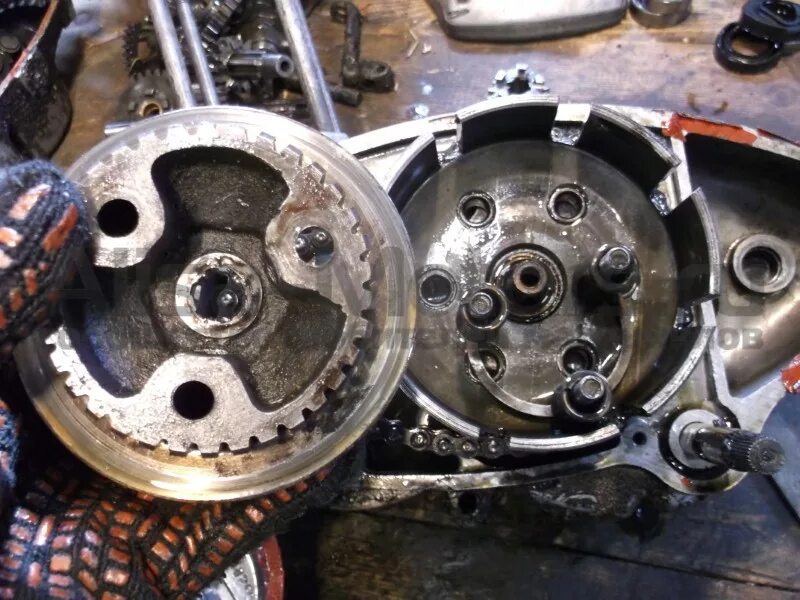 Зажигание на мотороллер муравей. Корзина сцепления урал мотоцикл. Сцепление мотороллера муравей. Сцепление на муравей 2м. Сцепление на мотороллер.