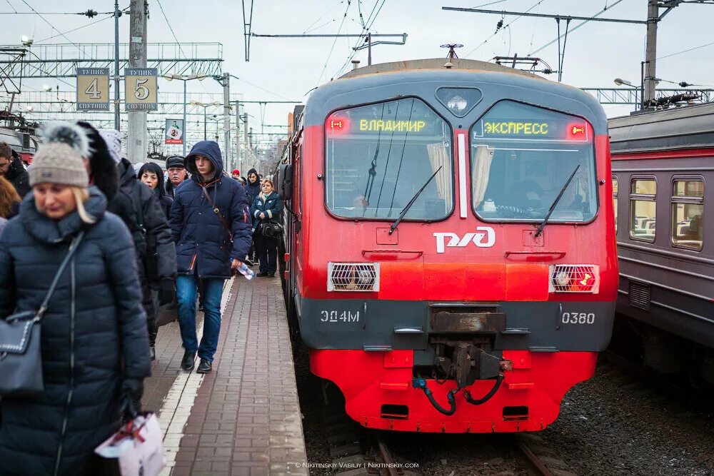 Поезд Ласточка Москва Тула. Ласточка Тула Москва. Тула электричка экспресс. Станция Тульская электричка. Туту электрички тула