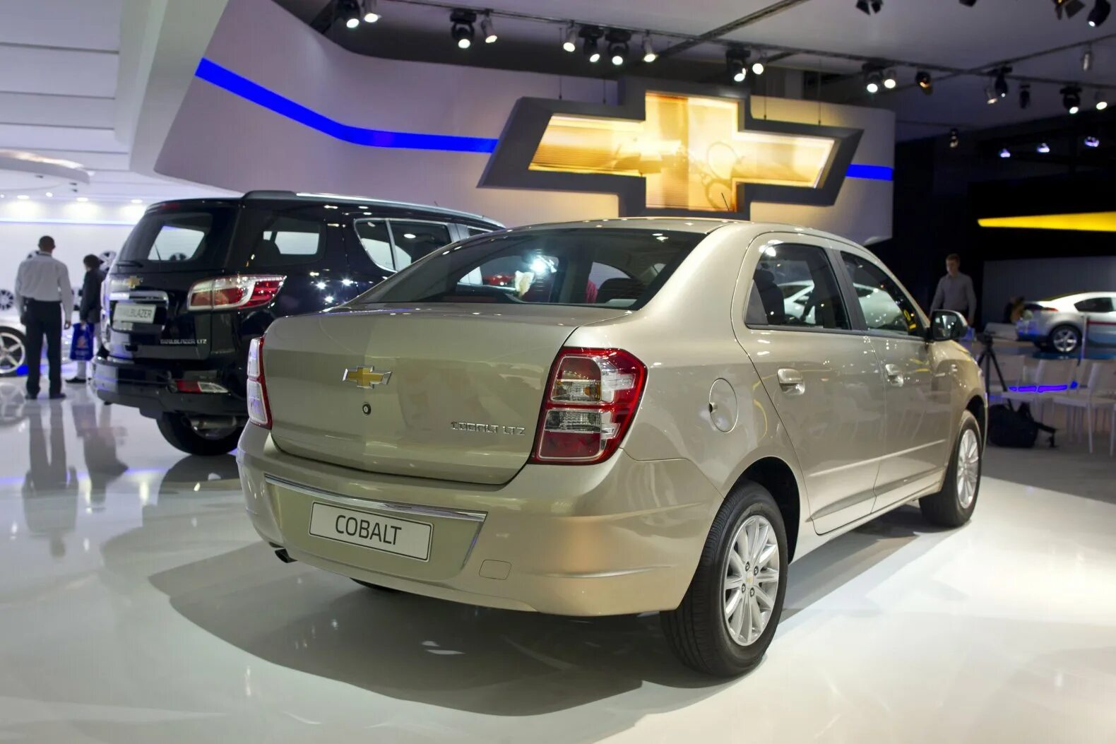 Chevrolet cobalt ii. Chevrolet cobalt 2013 голубой. Шевроле кобальт 2. Chevrolet cobalt 2013. Chevrolet cobalt 2002.