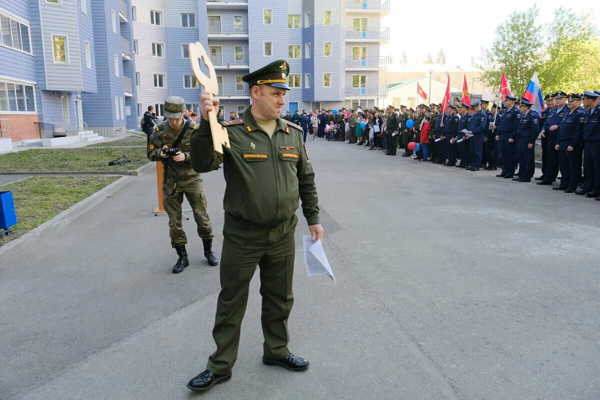 Получение квартиры военнослужащим. Жилье военнослужащим. Свежие новости жилье военным. Служебная квартира. Жилье для военных.