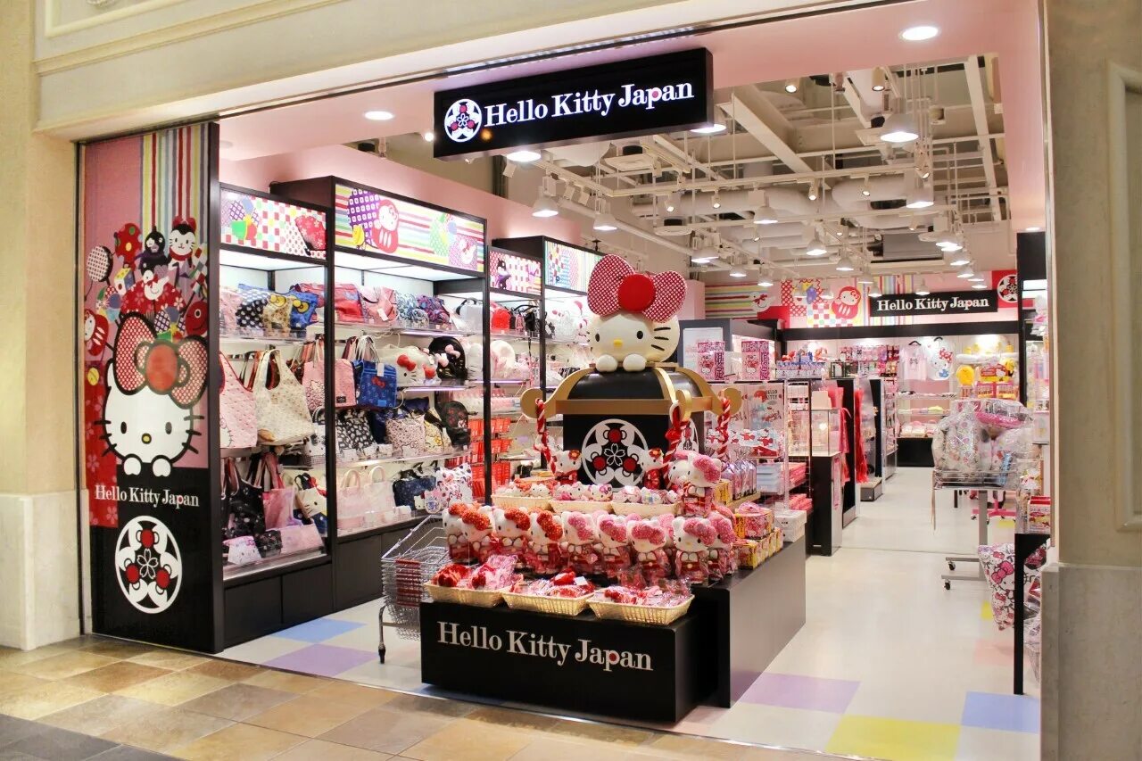 Магазин hello Kitty в Москве. Магазин одежды Хелло Китти. Hello Kitty магазин в Японии. Hello Kitty shop в Москве.