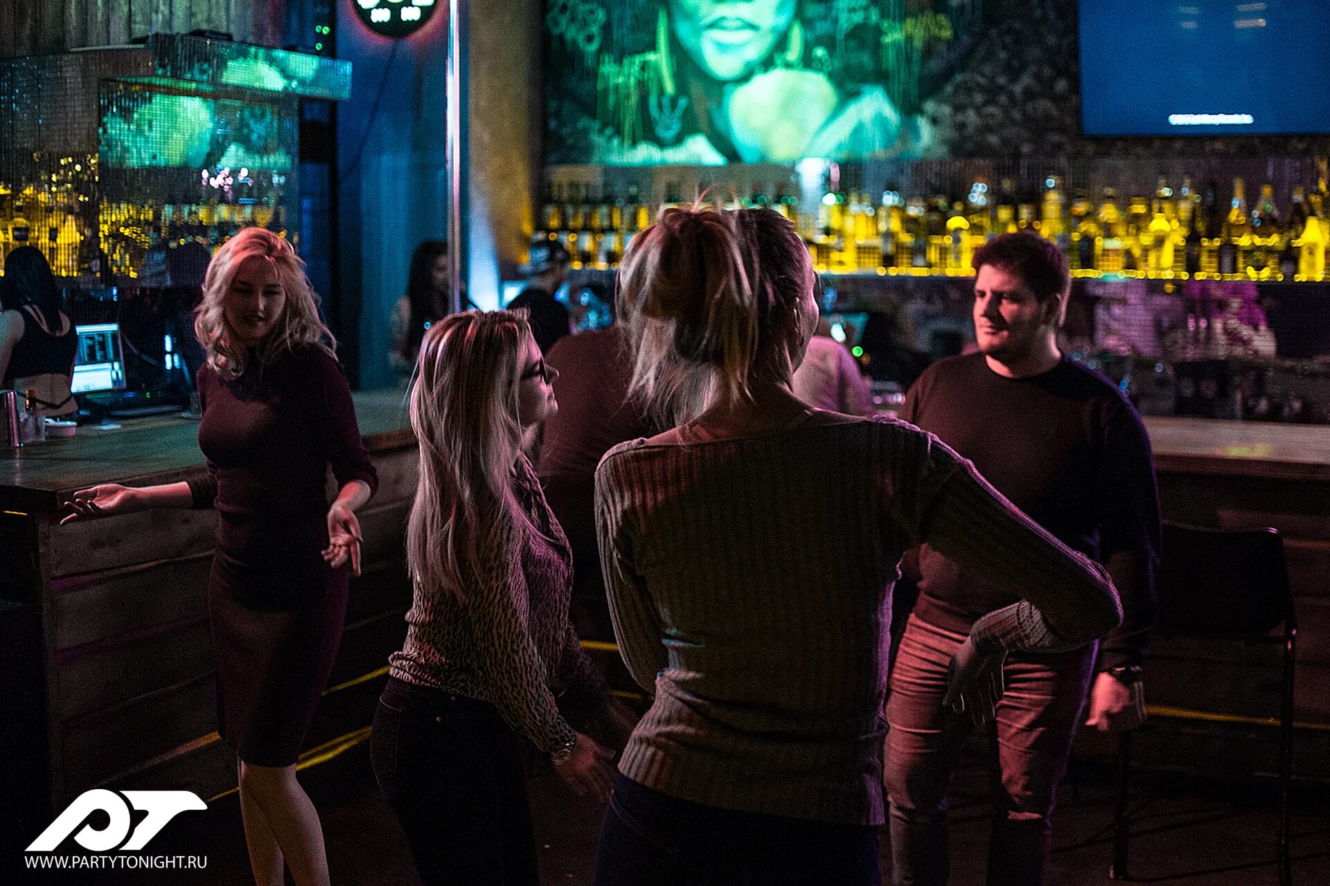 , бажова 193 fame. Екатеринбург бар телеклуб. Ночной клуб fame екатеринбург. Синий жук екб. Екатеринбург ночной клуб высоцкий.