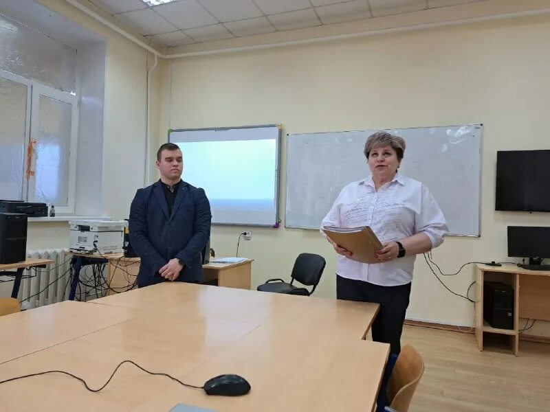 кураторы с первокурсниками. гбпоу мо физтех колледж. подготовительный факультет компьютеры. гбпоу мо физтех колледж. гбпоу мо физтех-колледж, долгопрудный, площадь собина, 1.