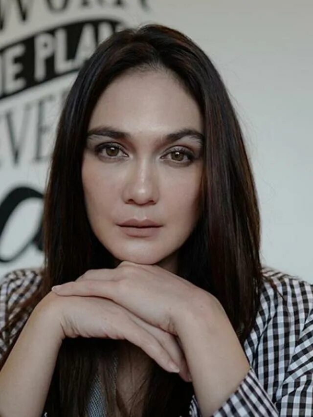 Luna Maya. Луна Майя актриса. Bokeh Luna Maya. Луна Пояна актриса. Lunamaya