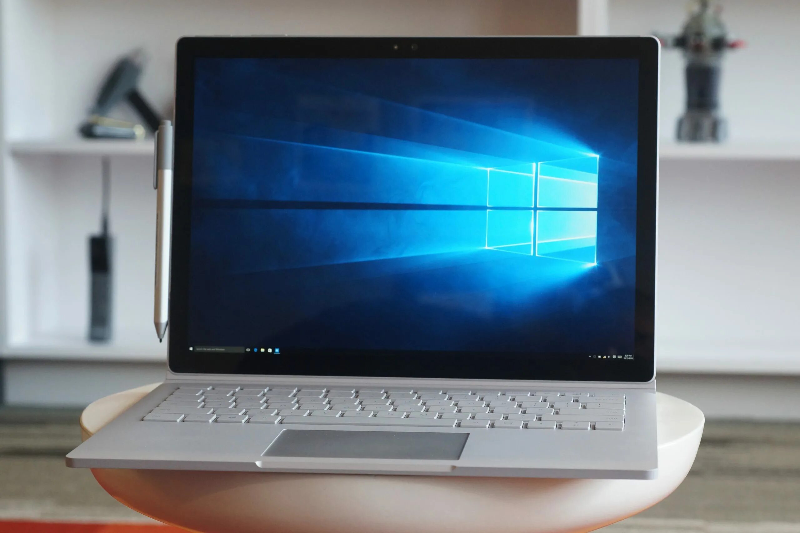 Microsoft windows surface. Microsoft пк 10. ноутбуки microsoft windows 10. ноутбук виндовс 11. macbook windows 10.