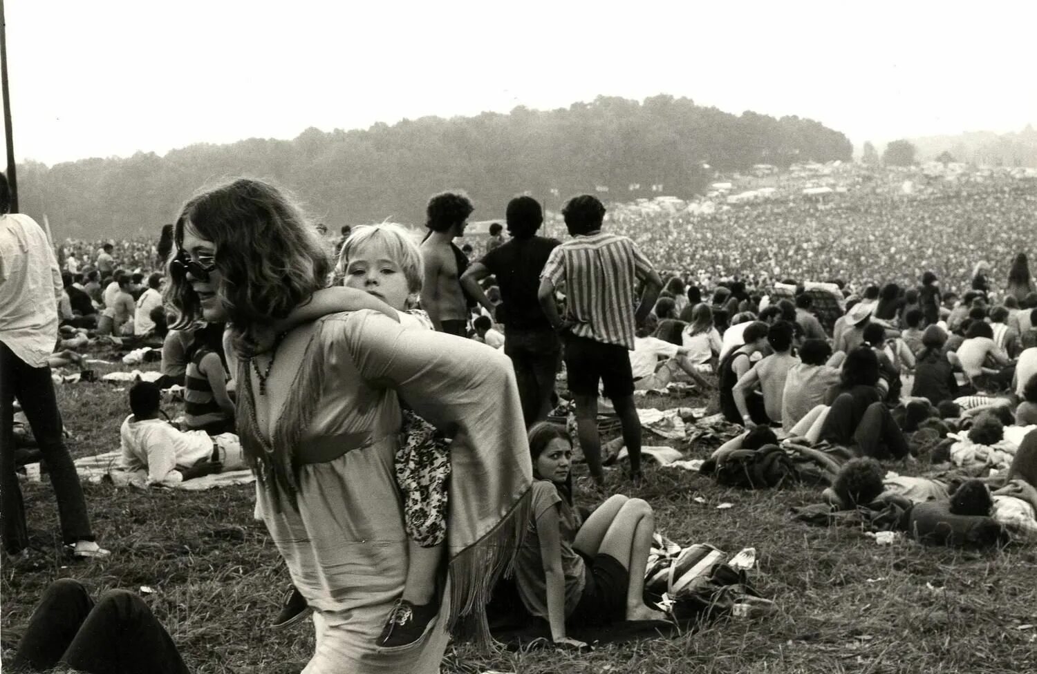 Хиппи призывавший к миру. Вудсток 1969. вудсток 1969 хиппи. фестиваль woodstock 1969. лето любви вудсток 1969.