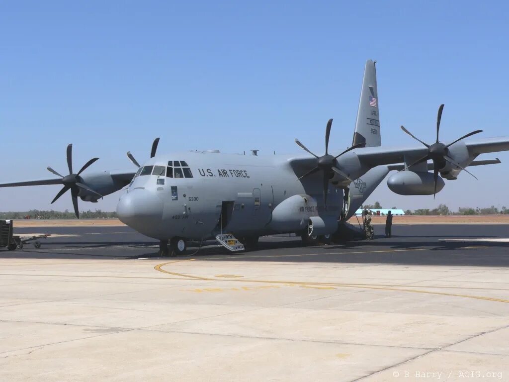 C 130 50. Самолет Hercules c130. Самолёт Lockheed c-130 Hercules. C-130 Hercules США. C-130.