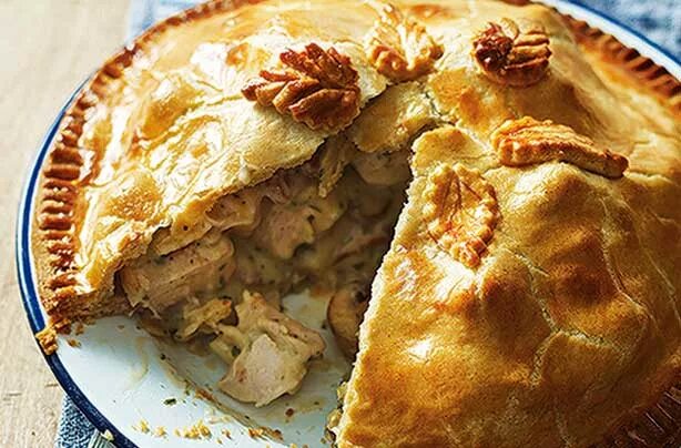 Курник из песочного теста с курицей. Курник. курник песочный. тесто для курника. пирог курник.