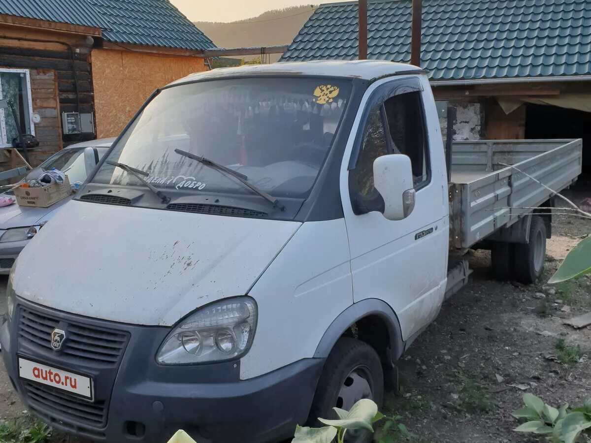 Грузовые газели с пробегом. Газ 3302 2011. Газ газель 33023 330273 фермер 2004. Газ 33023 бортовой. Газель 3302 белый.