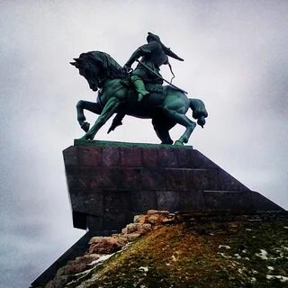 Памятник салавату юлаеву в уфе фото