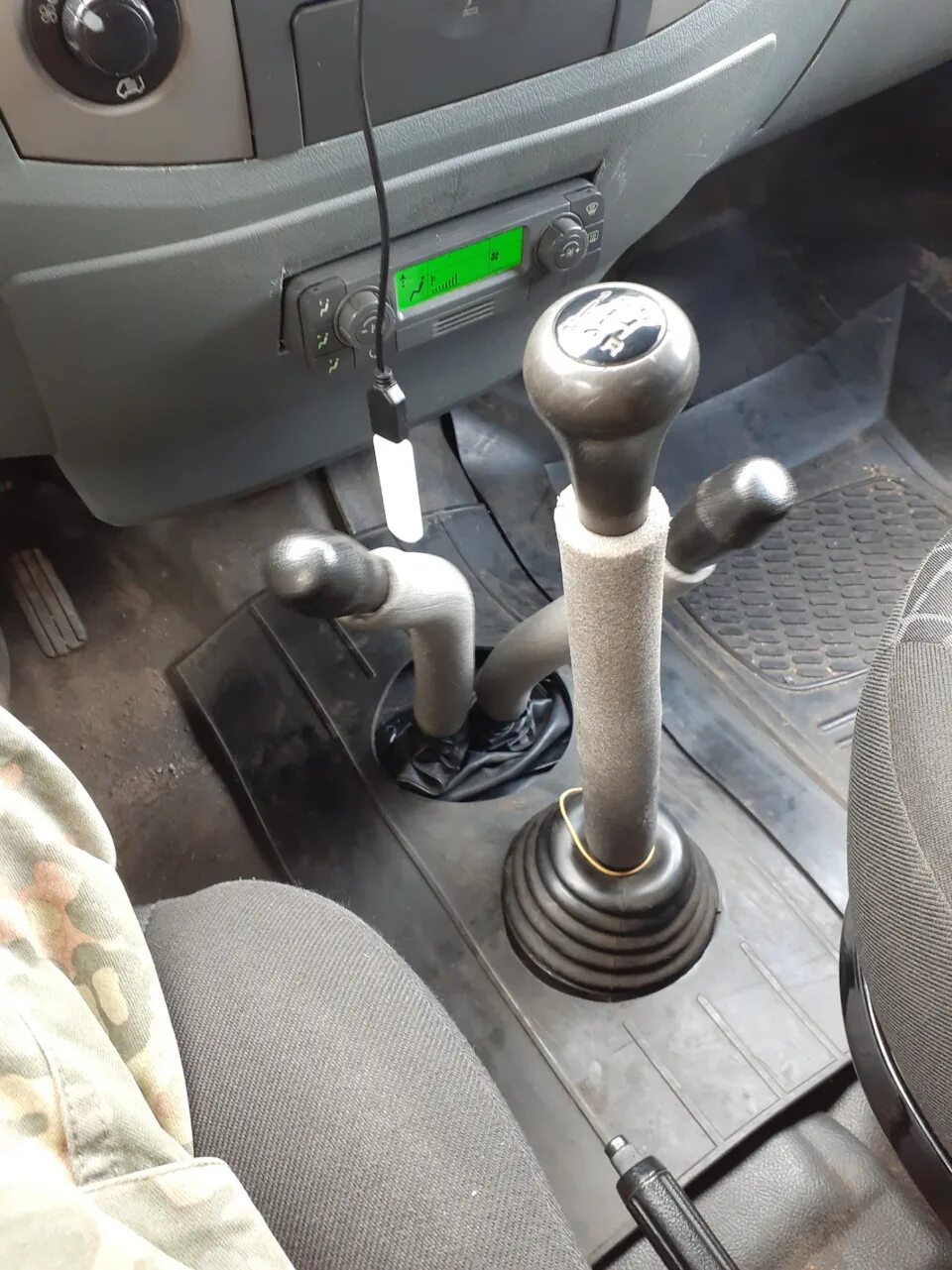 Соболь 4х4 как снимать генератор Cummins ISF2.8 и 6-и ступенчатая КПП. Как это устроено. ГАЗ Соболь 4х4, 2,8 л,