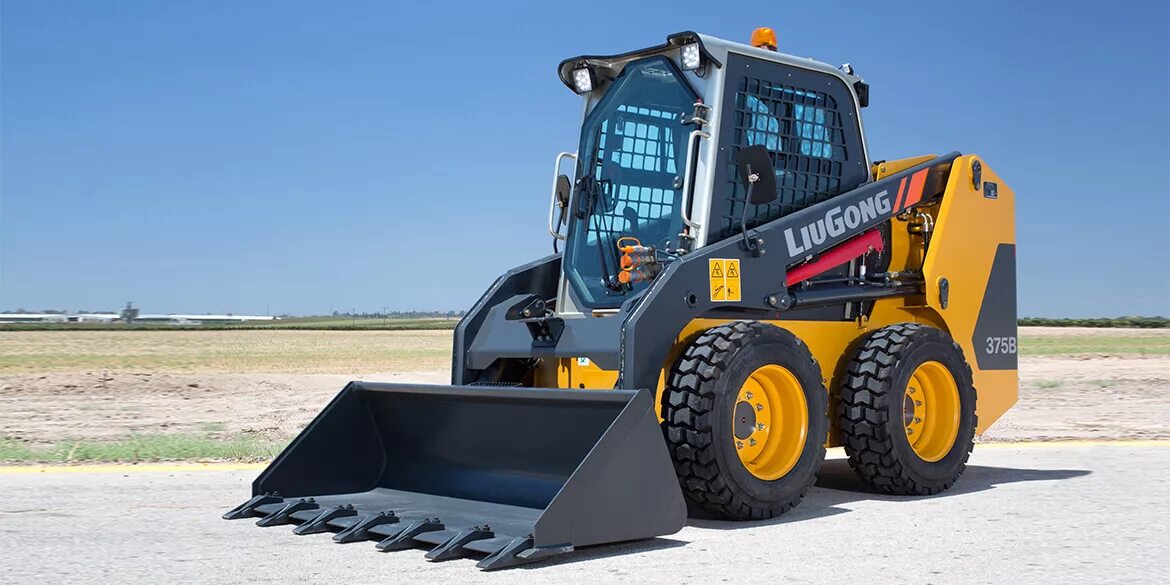 Инструкции liugong. Liugong 375. Liugong clg365a мини-погрузчик. Мини погрузчик Люгонг 365. Мини погрузчик ЛИУГОНГ 375