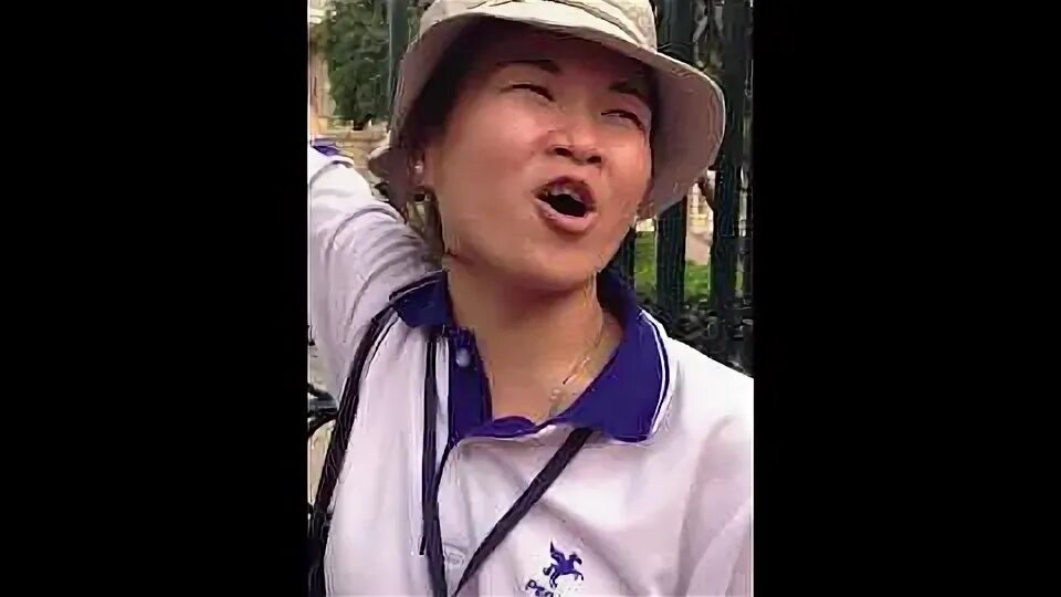 Смешной тайский гид. Гид пикник в Тайланде. Тайский гид девушка. Китаянка экскурсовод про Путина.